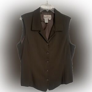 Eddie Bauer brown nylon lined button down collar vest | 16